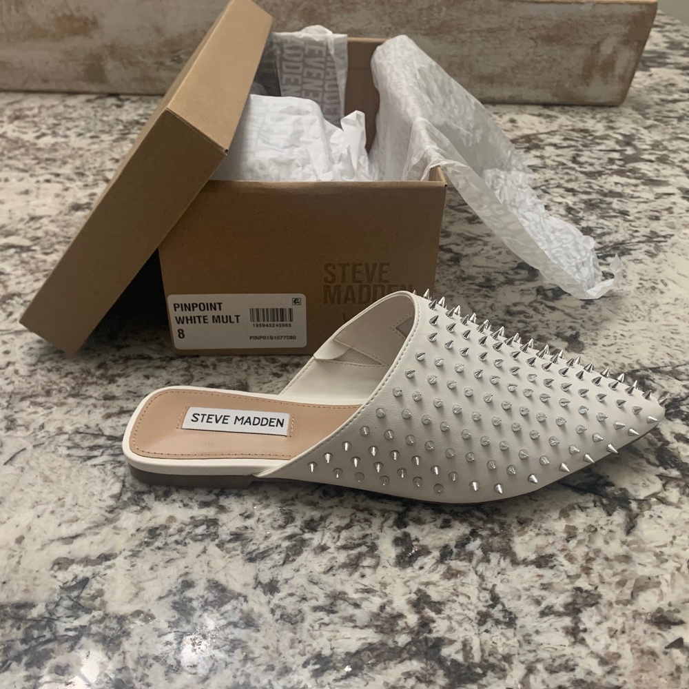 Steve Madden Pinpoint Mule.